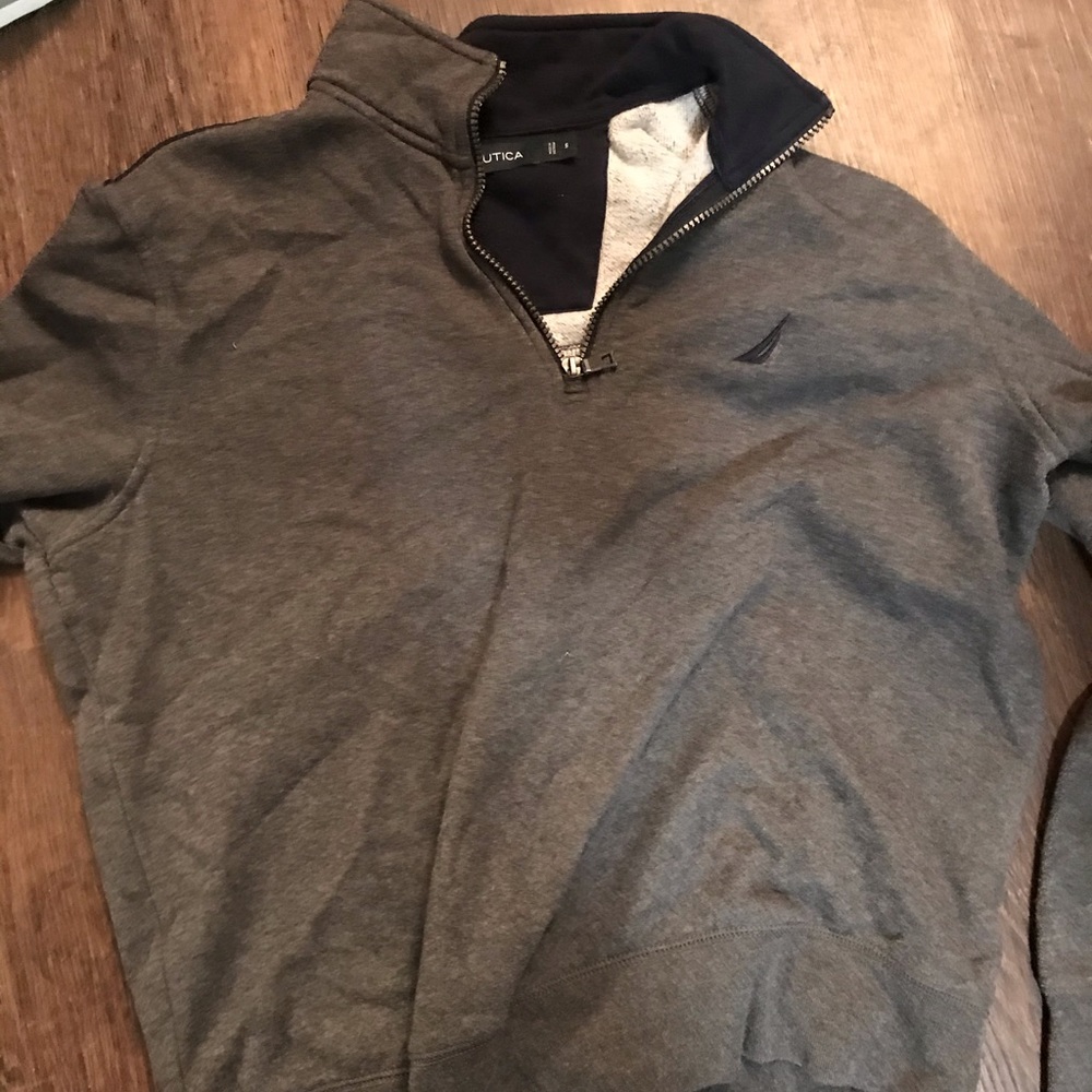 Men’s sweatshirt
